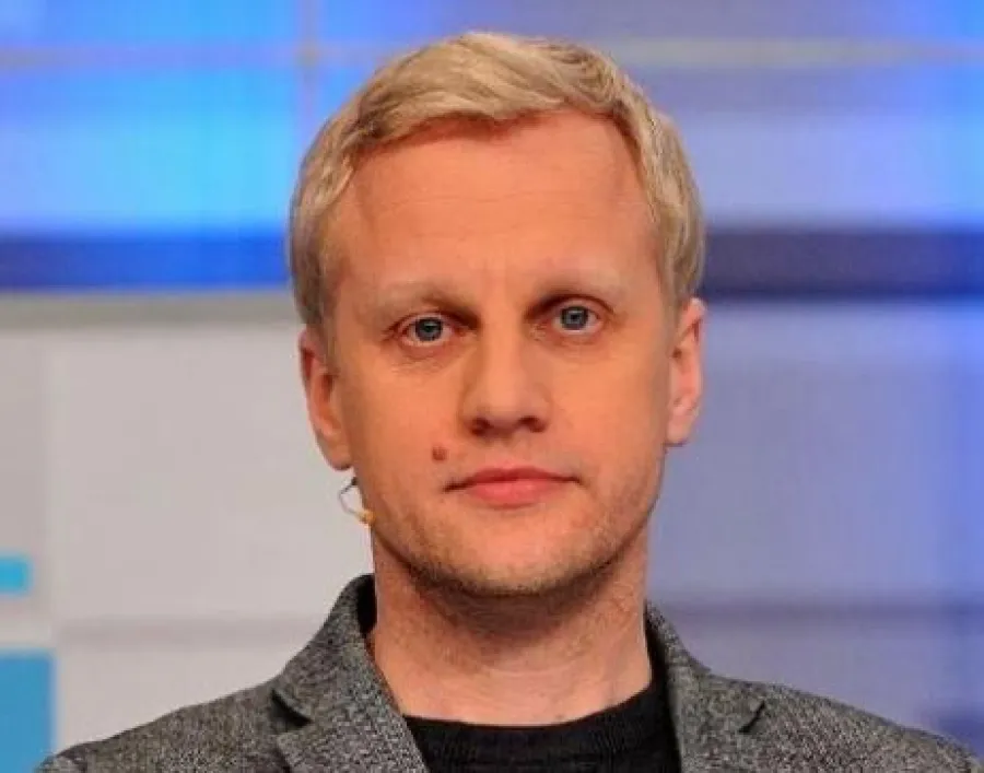 Шабунін у центрі скандалу - ухилення від служби та використання волонтерського авто