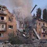 Загиблі діти, знищені будинки, дитячі садочки та потяги: Росія завдала комбінованого удару по Києву (відео)