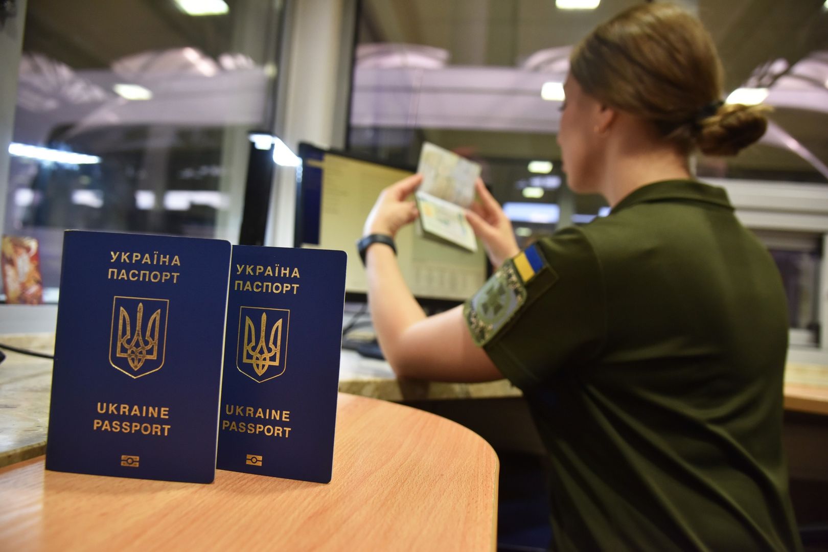 Нові правила перетину кордону з ЄС: без штампів, але з відбитками чотирьох пальців