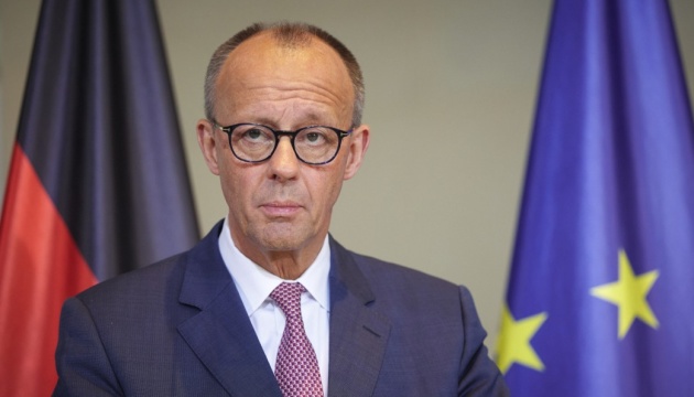 Канцлер Німеччини відкрито назвав Путіна воєнним злочинцем (подробиці)