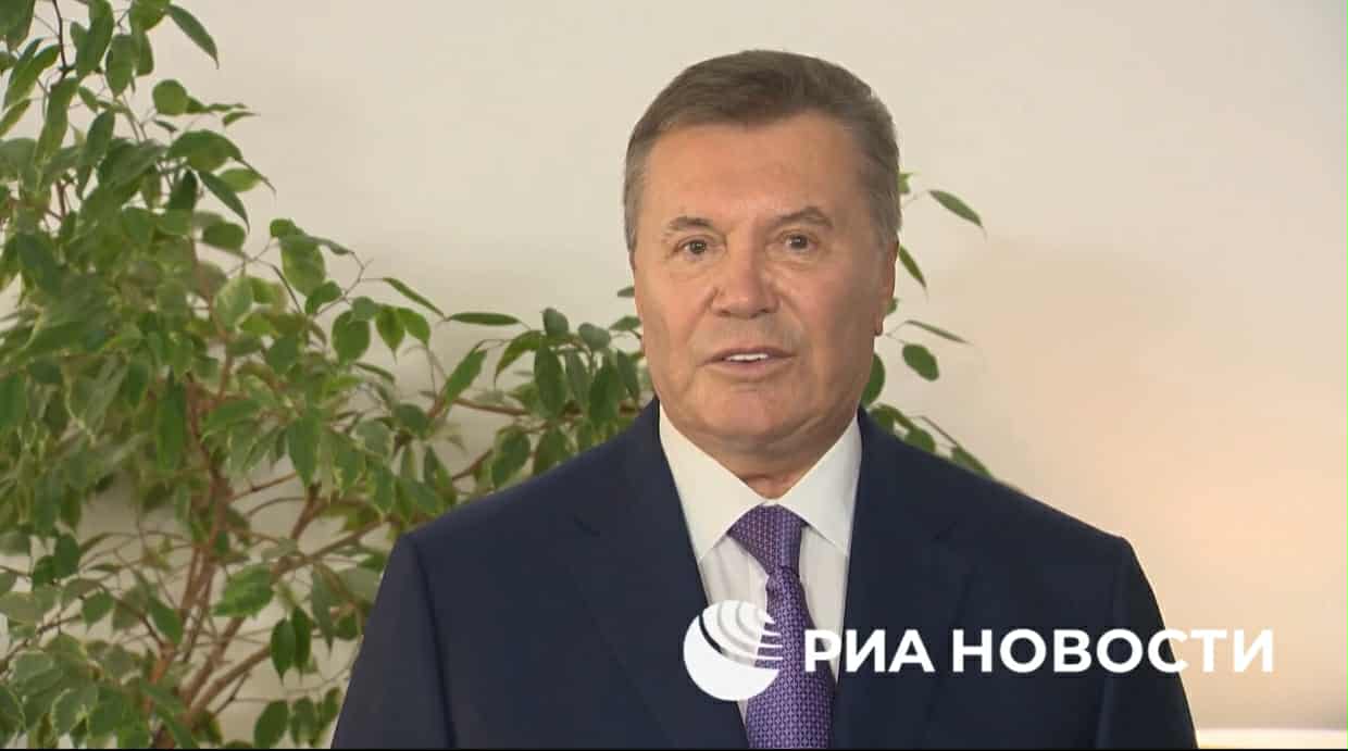 Янукович з білосніжними зубами розповів про ЄС і НАТО для України (відео)