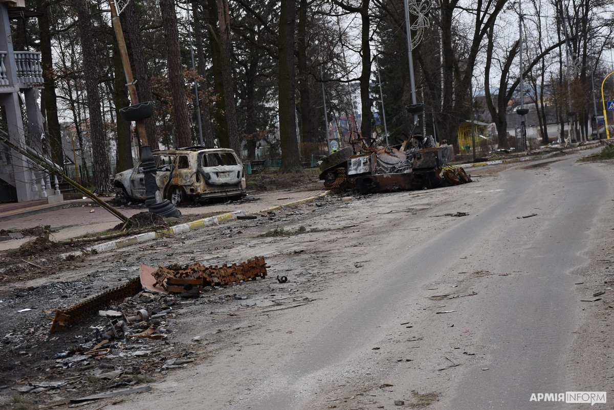 Британія назвала прізвища 13 російських офіцерів, які катували і гвалтували населення Бучі, - The Sunday Times