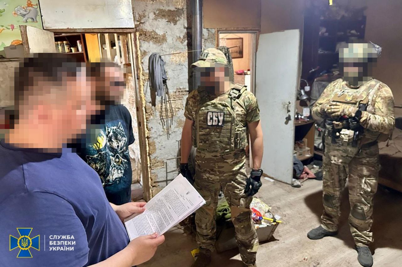 Воїн ЗСУ став дезертиром і почав передавати ворогу координати локацій своєї частини