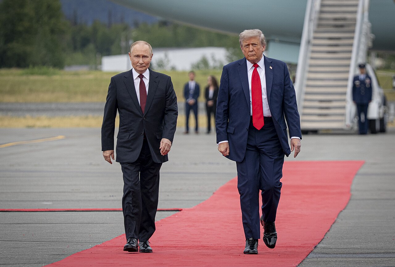 Трамп: Путін втрачає більше людей, ніж він вбиває, а вбиває він багато