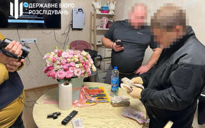 Шаурма у кіоску командира: ДБР викрило офіцера ЗСУ, який змушував підлеглих продавати вуличну їжу