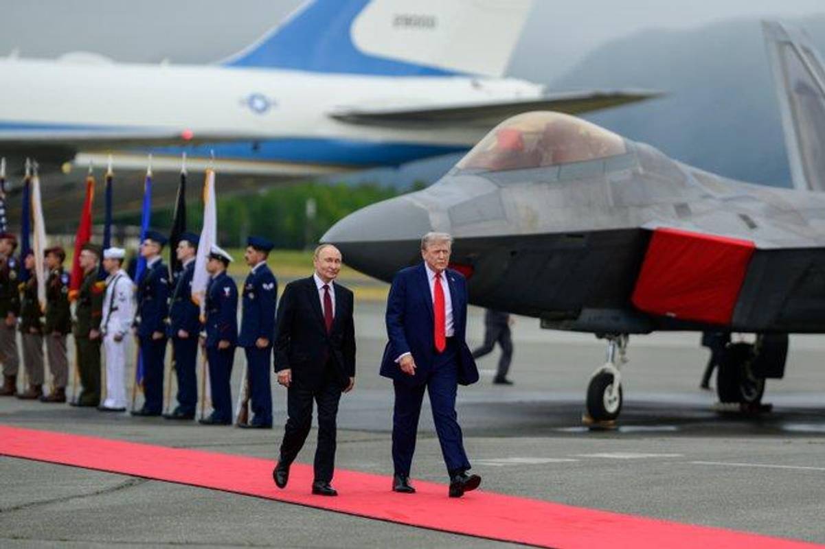 FT розповіла, як Путін вивів з рівноваги Трампа під час саміту на Алясці