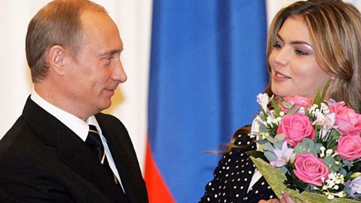 Синам Путіна і Кабаєвої дали "прізвище прикриття", але його розкрили журналісти