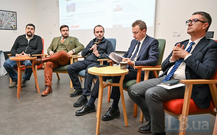 що каже бізнес, залізниця і міністр - Підозра