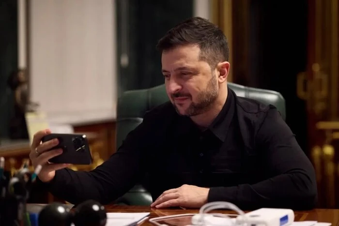 Зеленський привітав Польщу з Днем незалежності - Підозра