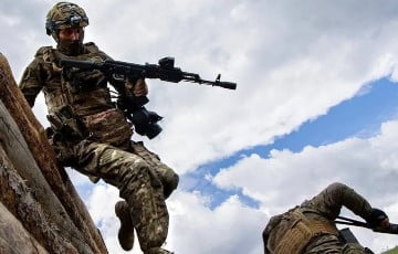 Коли Путіну доповідали про захоплення Покровська, у місті з гелікоптера висадився десант ГУР
