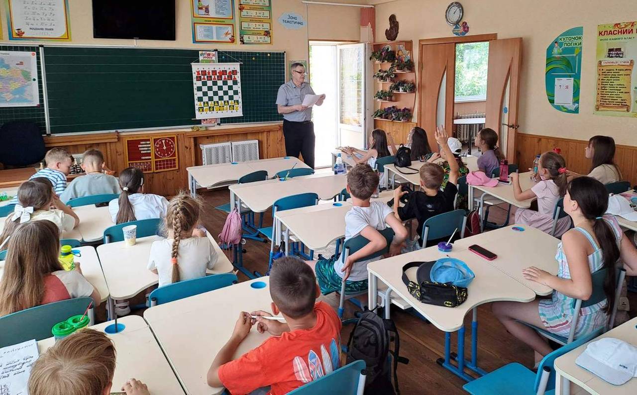 Взимку — канікули, влітку — уроки: МОН рекомендує школам змінити графік навчального процесу