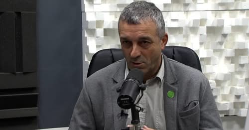 Депутата Верховної Ради звинуватили у крадіжці собаки: подробиці скандалу (відео)