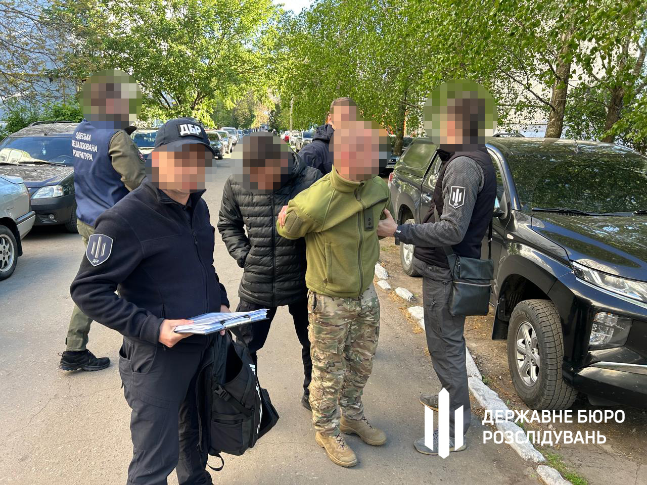Клали плитку, ставили сантехніку: полковник ЗСУ відправив чотирьох бійців ремонтувати його квартиру