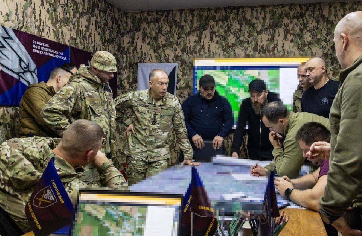 Підійшла допомога і ЗСУ пішли у наступ на Донеччині, - Сирський