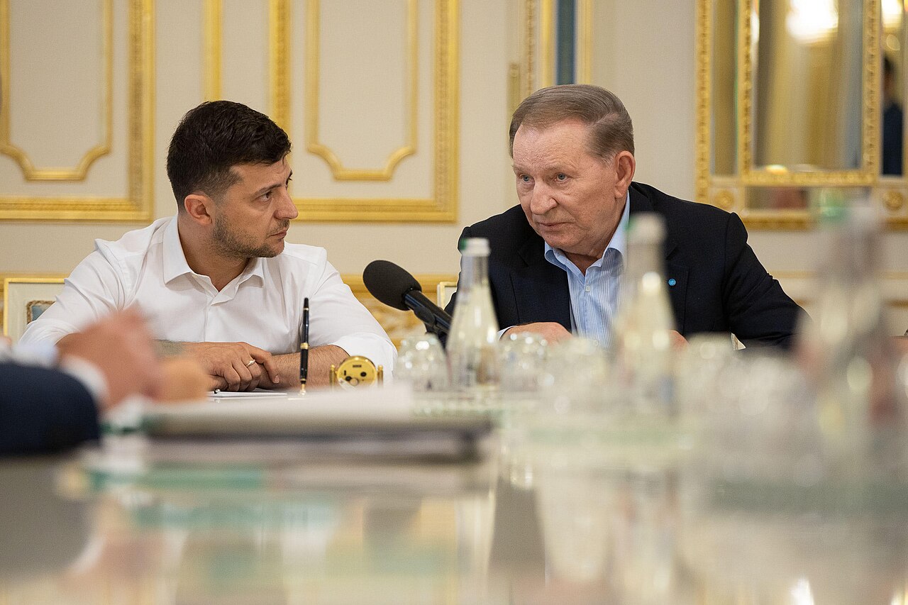 “Розмовляє, ніби вербує”: Кучма розповів про найважчі переговори з Путіним до війни