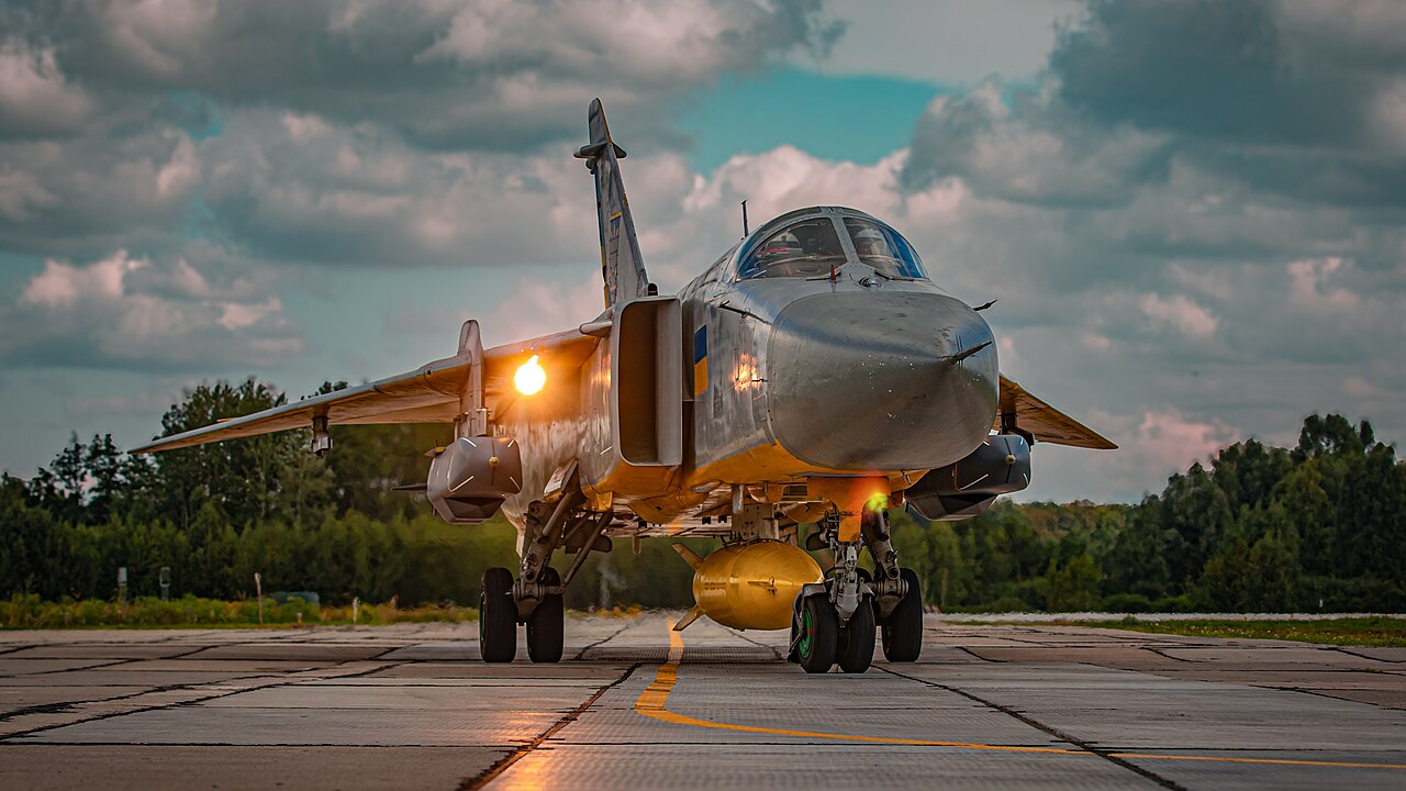 Поки Трамп думає: Велика Британія відправила Україні нові Storm Shadow для ударів по РФ