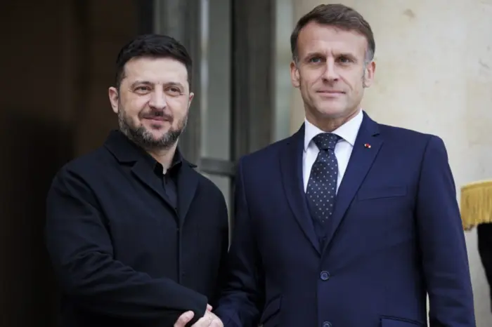 Зеленський розповів деталі кількагодинної розмови з Макроном - Підозра
