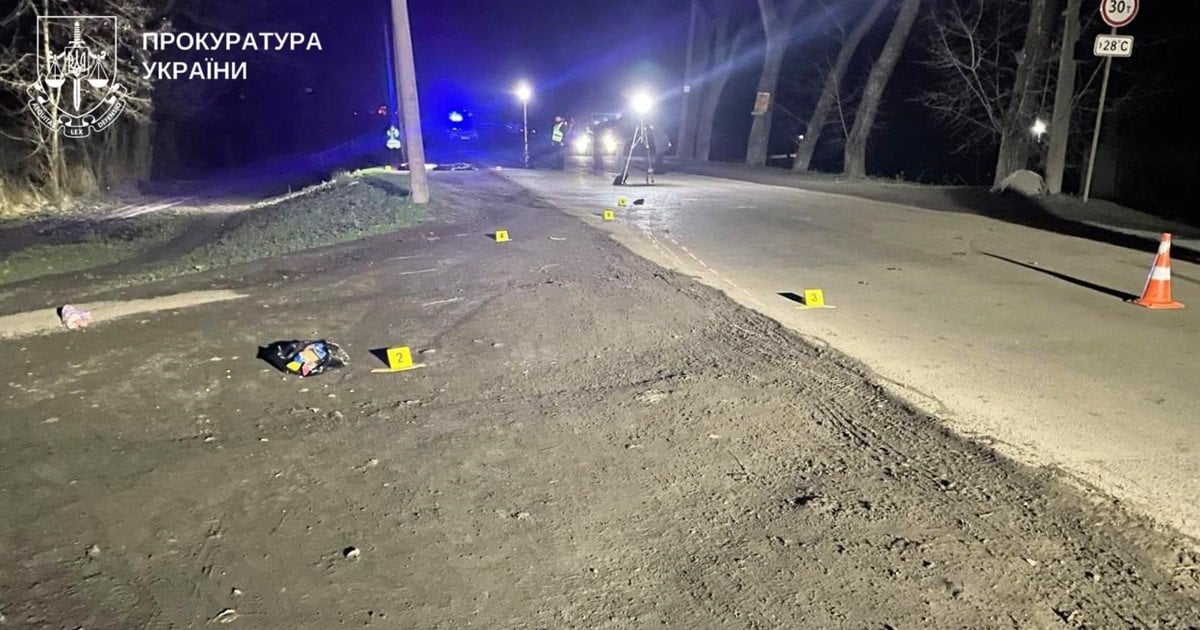 Трагедія на Полтавщині: поліцейський на смерть збив двох 17-річних сестер