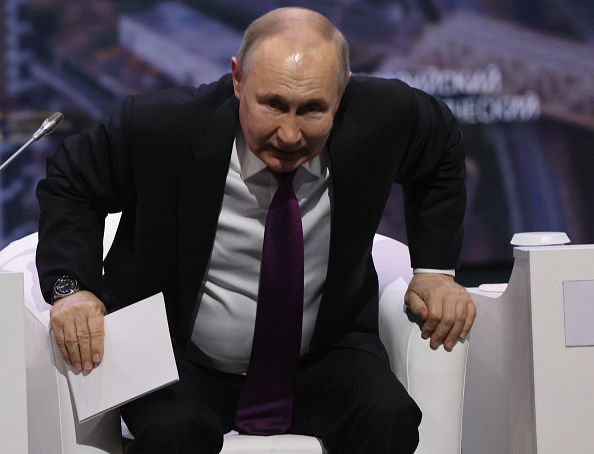 Путін намагається поставити у Києві проросійський режим, - розвідка НАТО