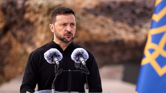 Зарплата військовим, умови Трампа та російська мова: що розповів Зеленський журналістам