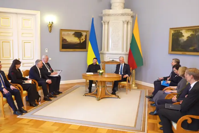 Зеленський та Науседа домовилися про нову допомогу українській енергосистемі - Підозра