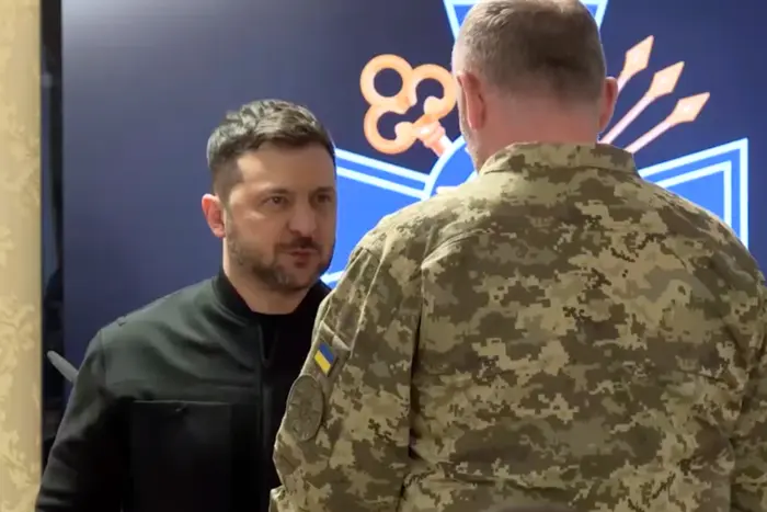 Зеленський привітав розвідників та окреслив нові пріоритети - Підозра