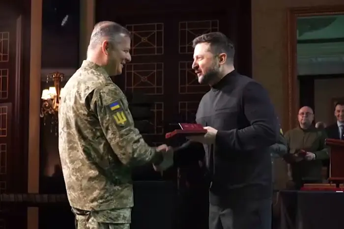 Зеленський нагородив Олега Ляшка - Главком - Підозра