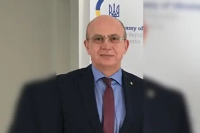Президент призначив посла України у Грузії - Підозра