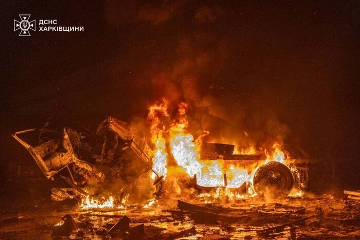 Зеленський про обстріл РФ: Холод війну виграти не допоможе - Підозра