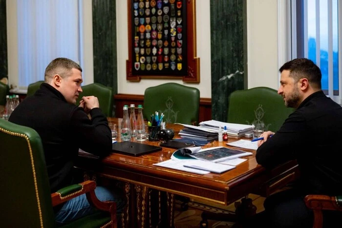 Федоров представив президенту оновлений формат роботи Міноборони - Підозра