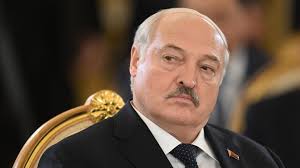 Росія може вистежити Зеленського і завдати удару по його резиденції, - Лукашенко
