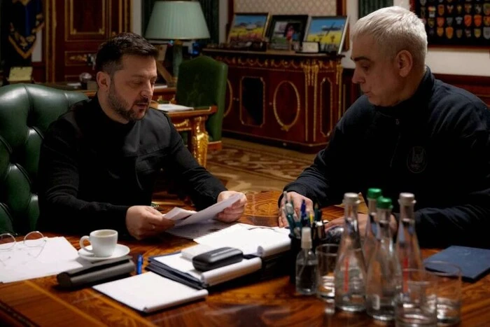 Президент анонсував жорсткі чистки в СБУ - Підозра