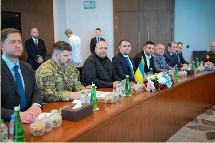 Переговори в Абу-Дабі. Глава української делегації підбив підсумки першого дня - Підозра