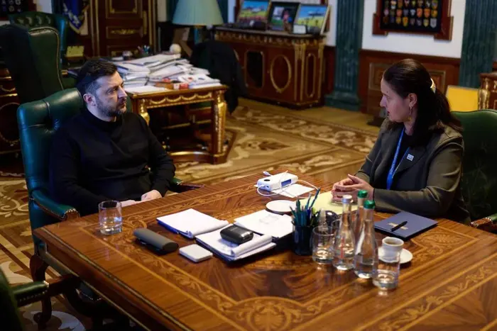 Відбудова України. Президент зробив заяву - Підозра