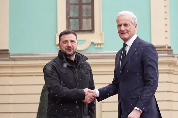 Зеленський зустрівся з премʼєр-міністром Норвегії Йонасом Гаром Стере: що відомо - Підозра