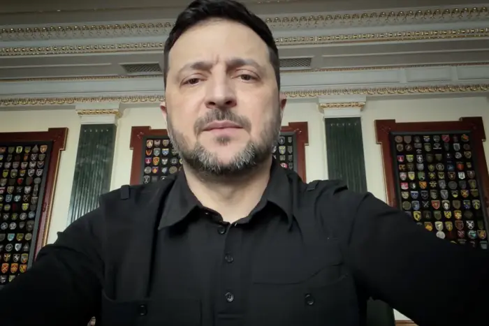 Президент пояснив, до чого призведе вихід ЗСУ з Донбасу - Підозра