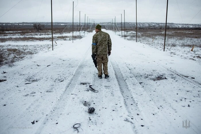 Чи може Україна віддати Росії території в обмін на мир? Дипломат розтлумачив норми Конституції - Підозра