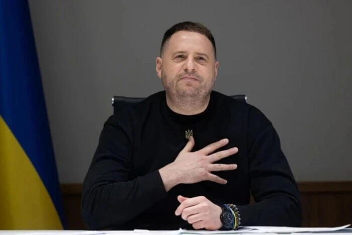 Чим зараз займається Єрмак? Оприлюднено щоденний графік - Підозра