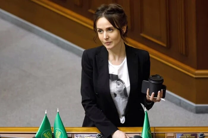 «Слуга» Володіна складає мандат - Главком - Підозра