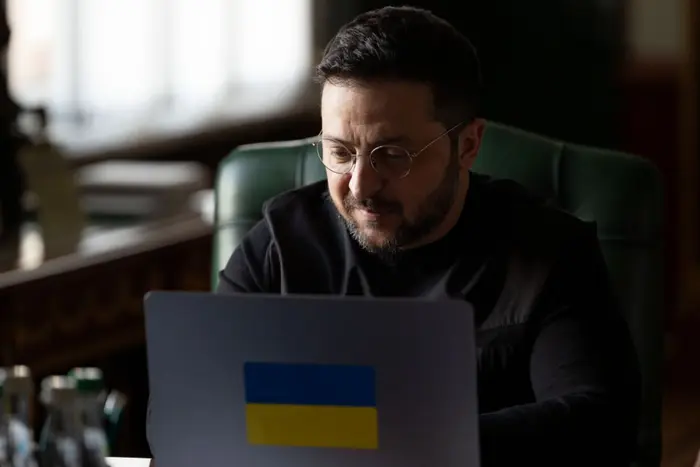 Постачання газу. Зеленський повідомив про домовленості з президентом Мозамбіку - Підозра