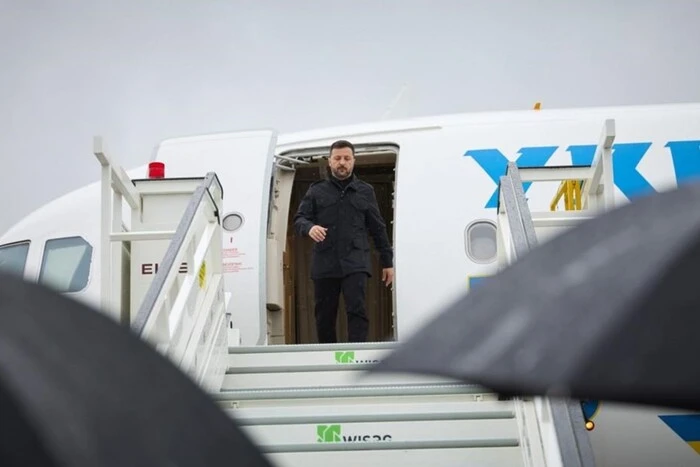 Зеленський прибув до Румунії - Главком - Підозра