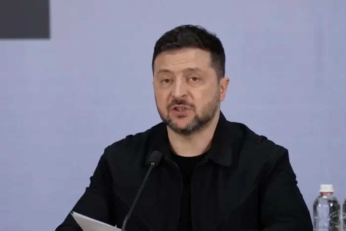 Президент анонсував розмову зі спецпредставниками Трампа - Підозра