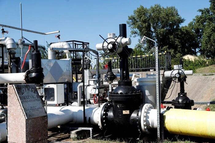 Коли Україна відновить транспортування нафти «Дружбою»: Reuters назвав дату - Підозра