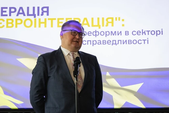 Чим готова пожертвувати Україна заради швидкого вступу в ЄС: розʼяснення Качки - Підозра