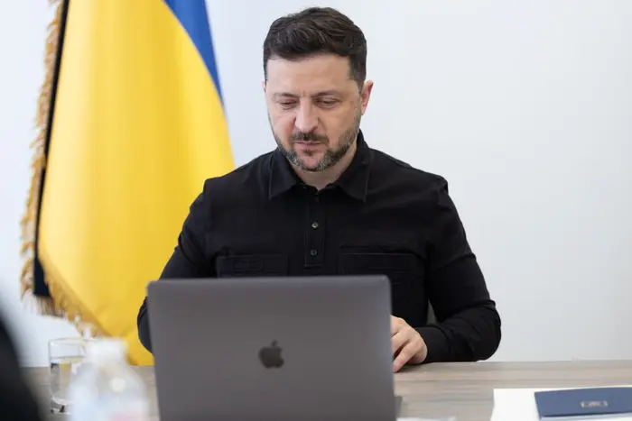 Загроза з Білорусі. Президент провів розмову зі Стармером, Макроном і Мерцом - Підозра