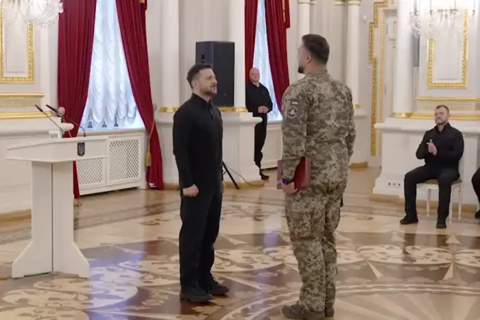 Зеленський відзначив державними нагородами України військових Cил безпеки і оборони - Підозра