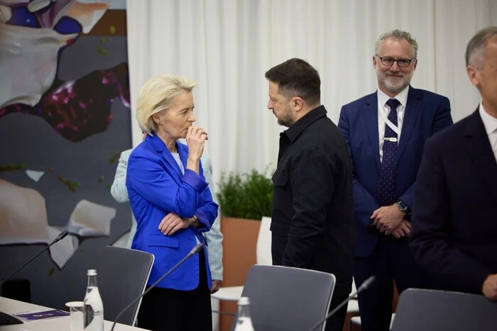 Зеленський обговорив з президенткою Єврокомісії пакет підтримки Україні - Підозра