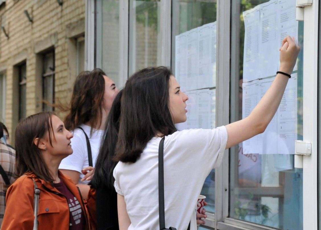 Вступ–2026: як правильно подати заяви і кому дістануться бюджетні місця, від яких відмовилися