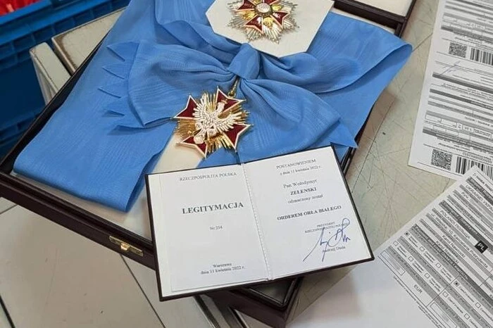 Зеленський відправив свій Орден Білого Орла президенту Польщі